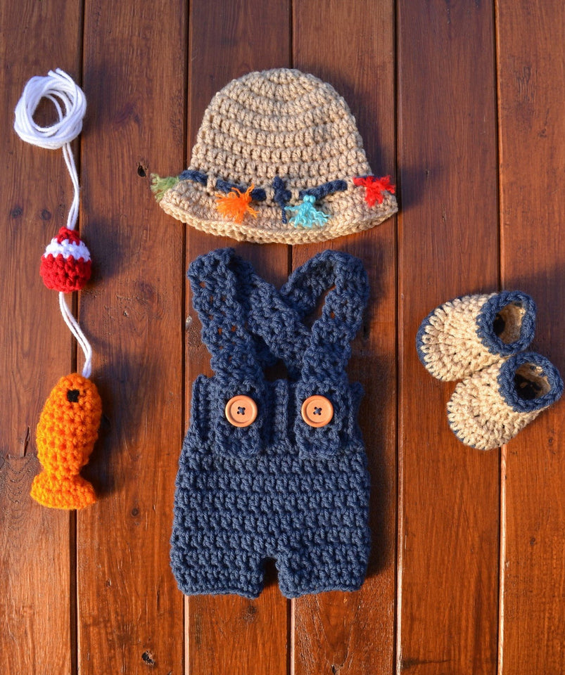 Fishing Newborn Baby Photography Outfit – CrochetBabyProps